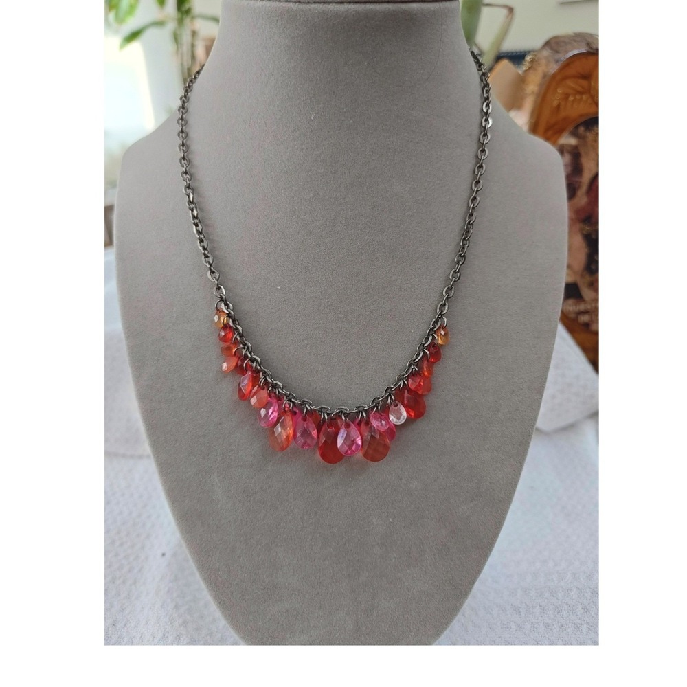 Necklace Red Pink Orange Faceted Teardrop Bead Bib Gunmetal Chain Statement